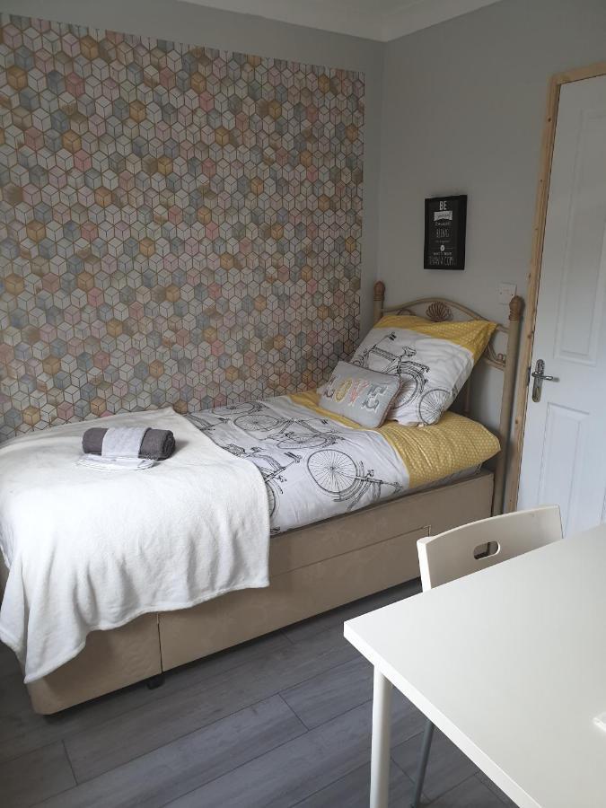 Comfortable Rooms In The House 牛津 外观 照片